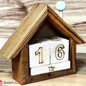 فروش عمده تقویم دکوری چوبی طرح کلبه