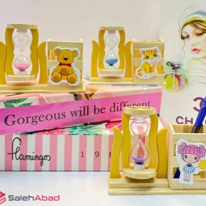 فروش عمده جا قلمی رومیزی چوبی طرح ساعت شنی