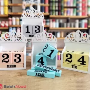 فروش عمده تقویم چوبی رومیزی طرح منبت