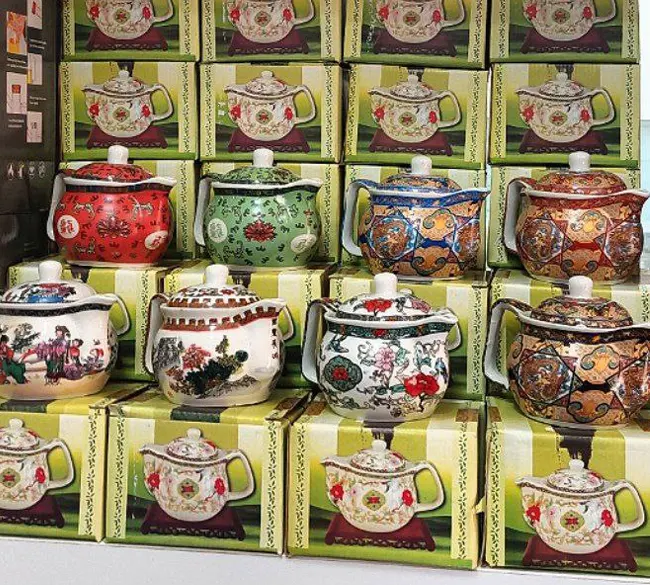 فروش عمده قوری چینی صافی دار طرح ژاپنی