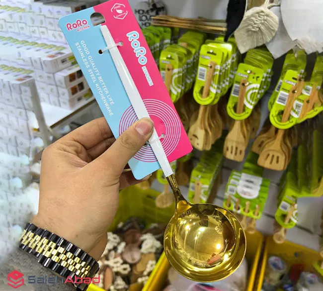 فروش عمده ملاقه خورشت خوری طلایی RORO