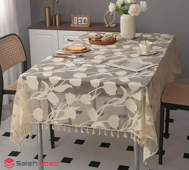فروش عمده رومیزی توری طرح گل منگوله دار