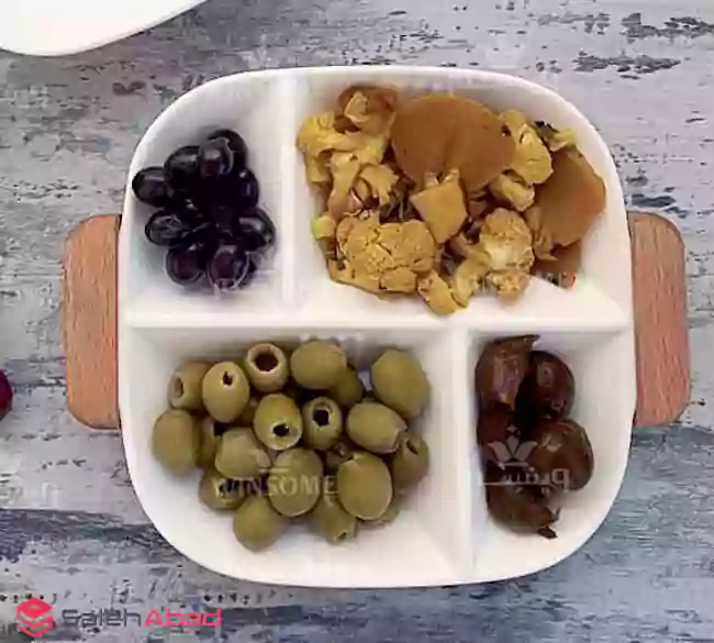 فروش عمده اردو خوری 4 خانه با دسته چوبی