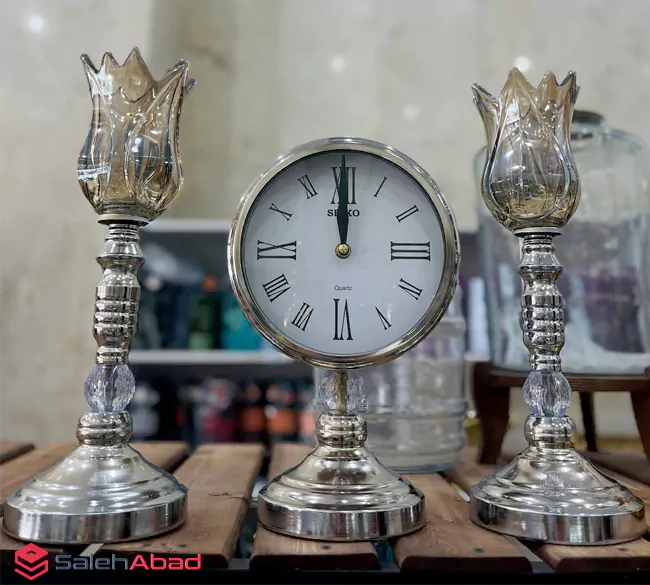 فروش عمده ساعت و شمعدان رومیزی لاله