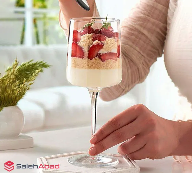 فروش عمده گیلاس خوری بلور مدل آیکونیک
