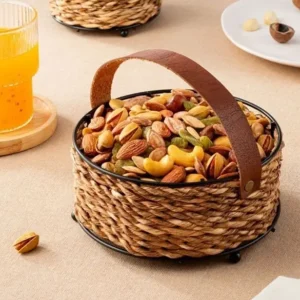 سبد تنقلات‌ خوری حصیری دسته چرمی ووکا